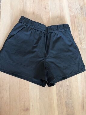 lululemon athletica Black Elastic-Waist Casual / Athletic Shorts